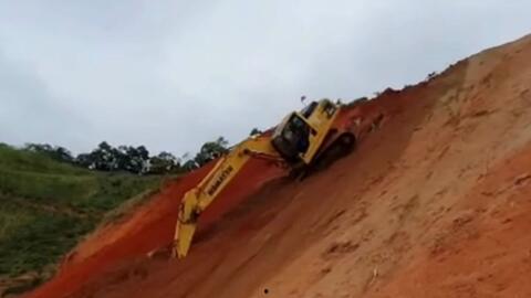 挖机成人搞笑视频大全播放,欢乐无限